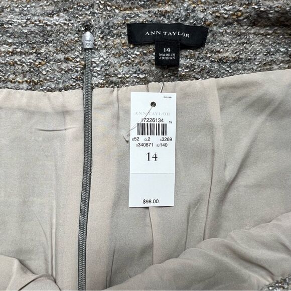 NWT Ann Taylor Neutral Tweed Flounce Skirt Wool Blend 14 - Picture 9 of 12